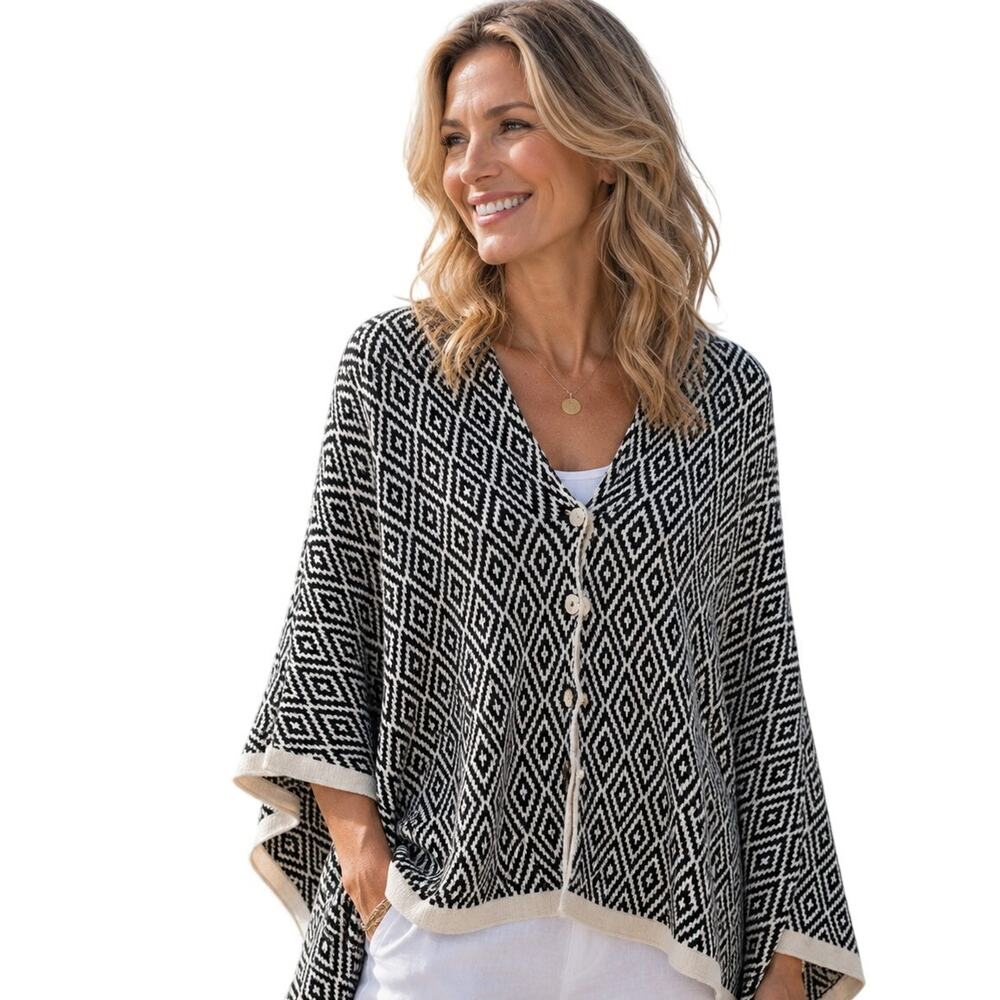 Cherie Bliss Knit Poncho Cape Wrap Womens One Size Black & White Asymmetrical